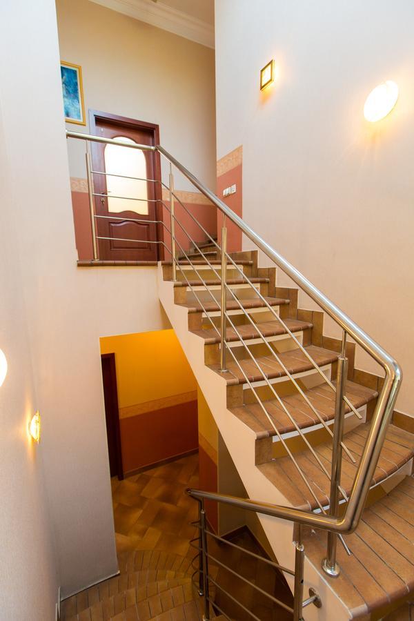 10 Rooms 利沃夫 外观 照片